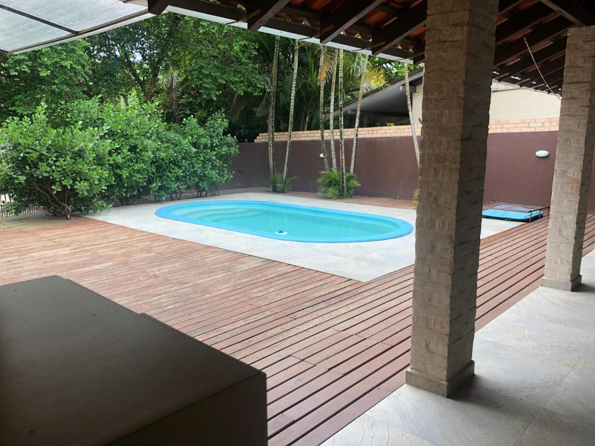 Linda casa com piscina em Bombinhas, espaço inteiro Exterior foto