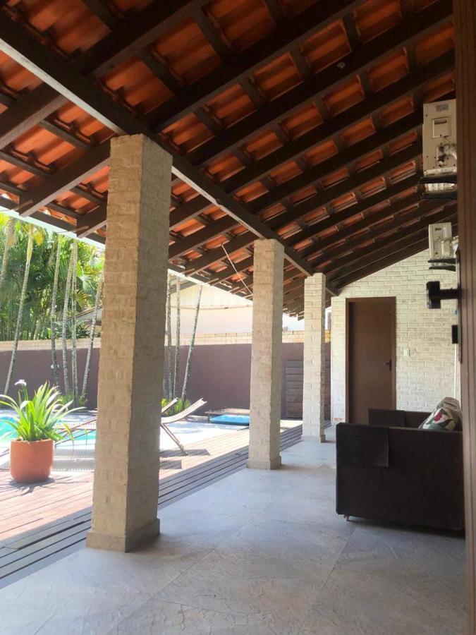 Linda casa com piscina em Bombinhas, espaço inteiro Exterior foto